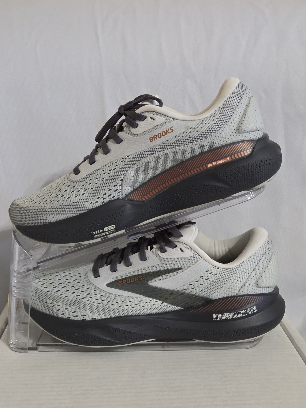 Brooks Adrenaline GTS 24 Running Shoes US Women Size 9 - Picture 4 of 13